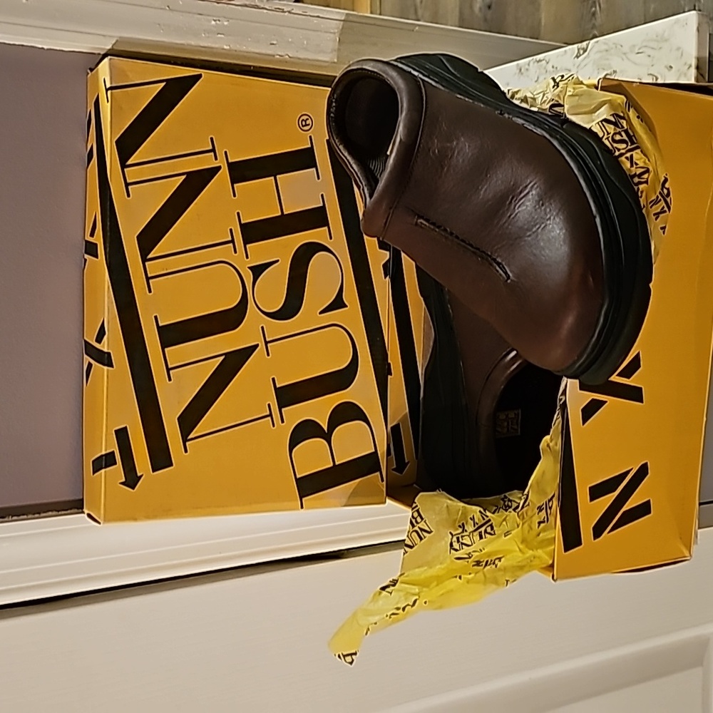 Mens shoes
